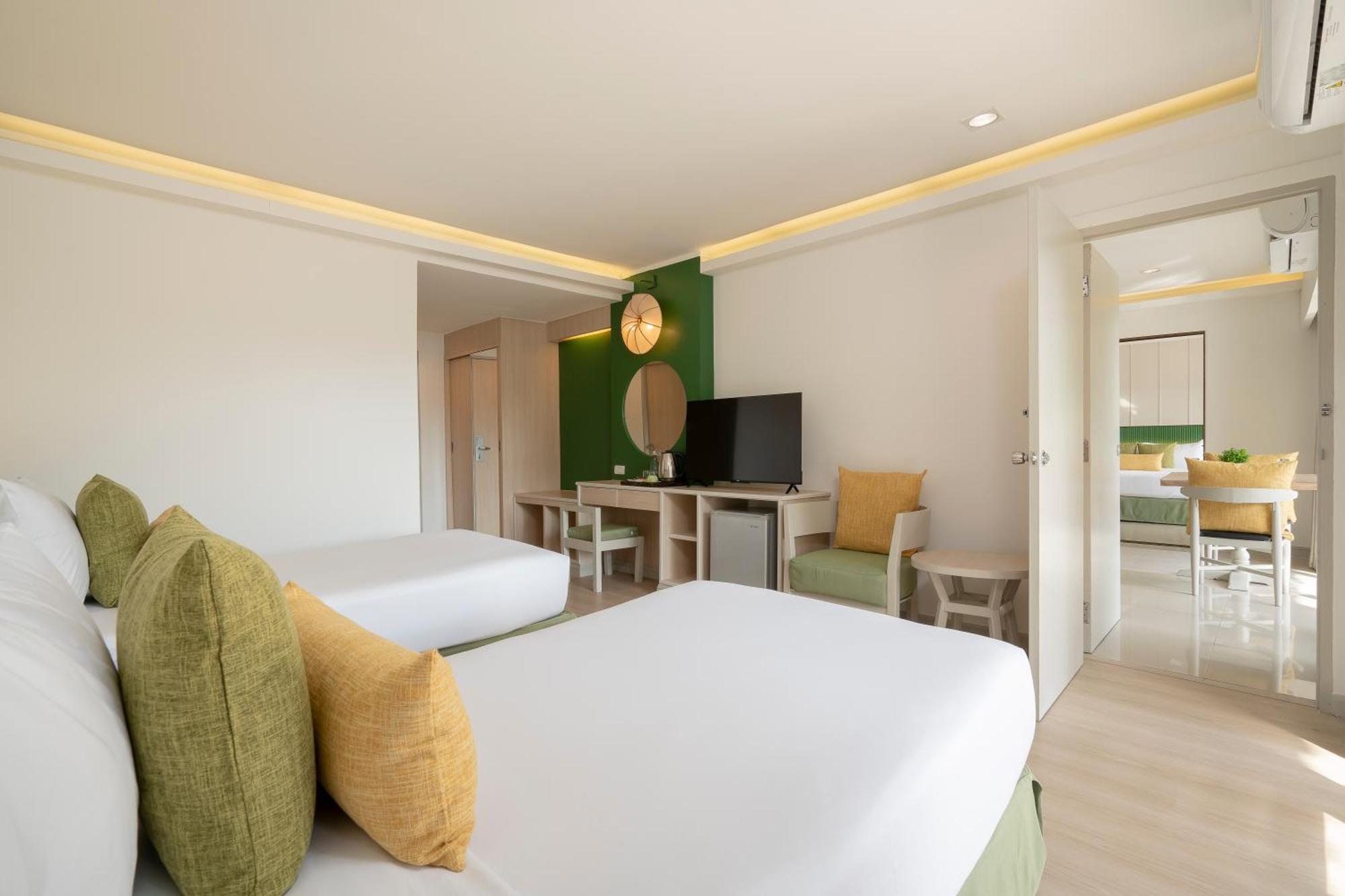 The Green Park Resort Патая Екстериор снимка