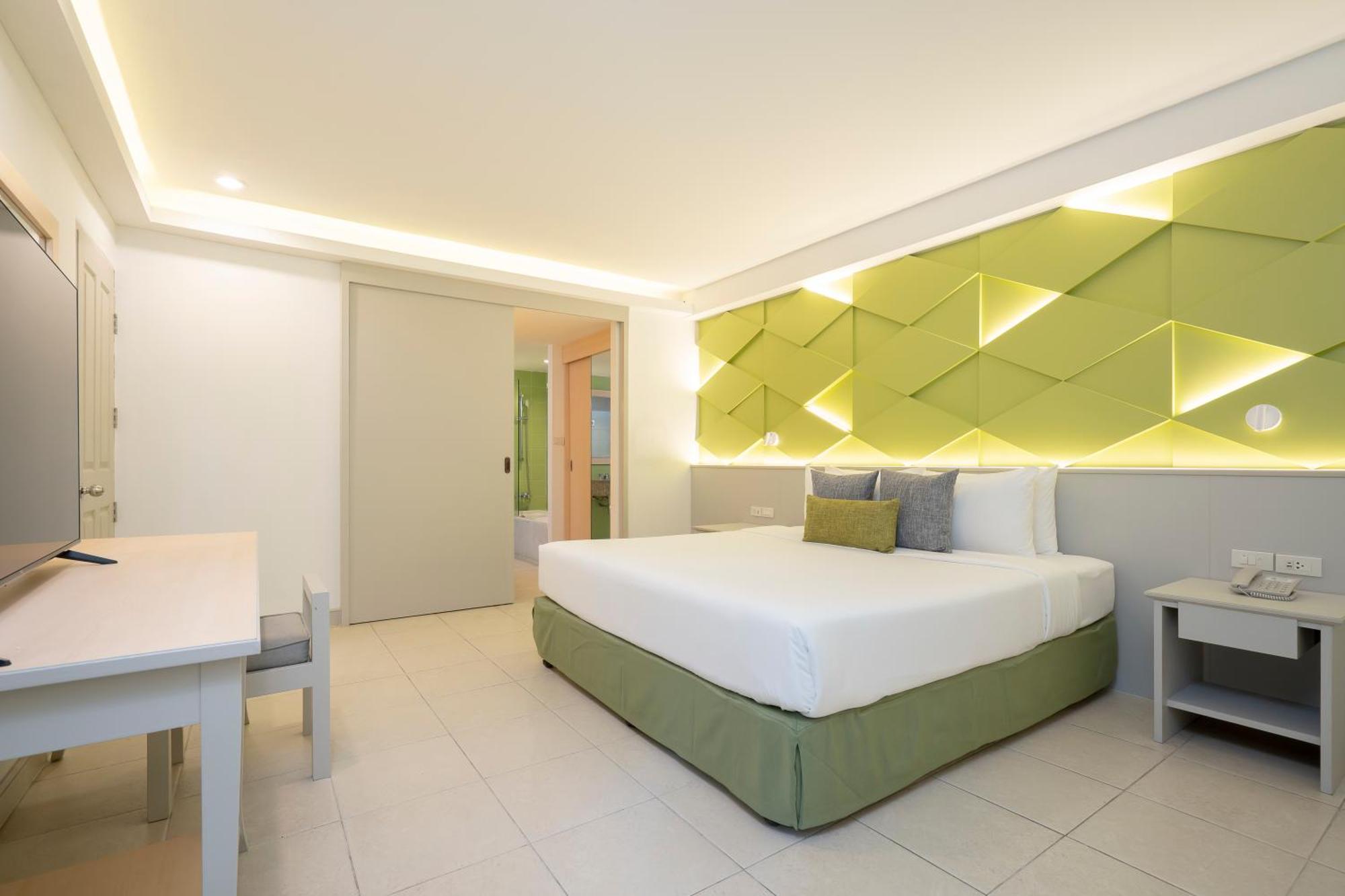 The Green Park Resort Патая Екстериор снимка